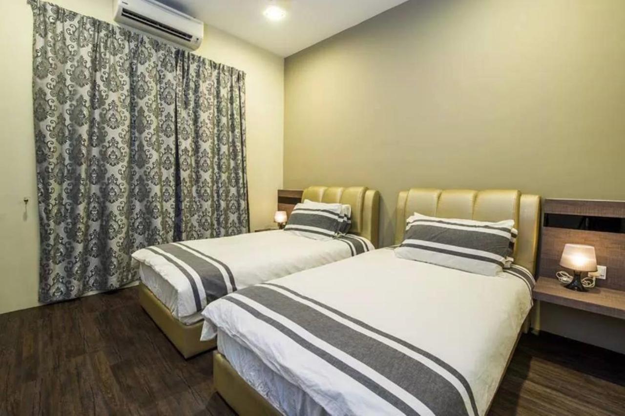 Capital O 90088 Mbp Leisure Resort Batu Pahat Esterno foto