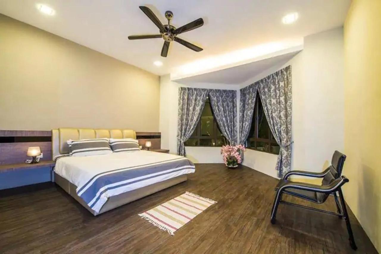Capital O 90088 Mbp Leisure Resort Batu Pahat Esterno foto